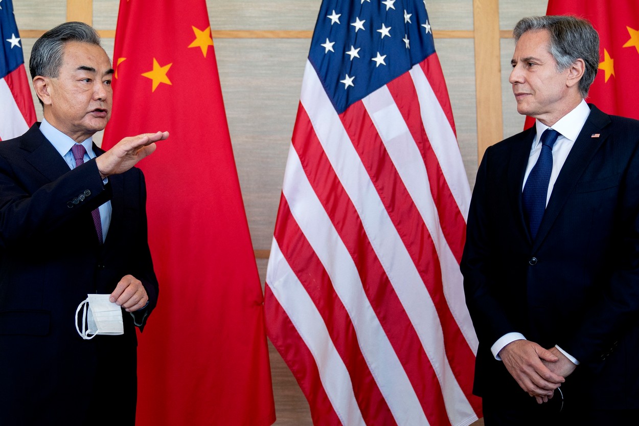 Întâlnire de gradul „zero” între SUA și China | Miniștrii de Externe discută în Bali: „Trebuie să lucrăm împreună. E nevoie de respect reciproc”