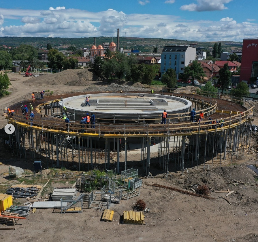 FOTO | Cum arată Parcul Feroviarilor din Cluj-Napoca. Pavilionul multifuncțional, o premieră pentru parcurile din municipiu
