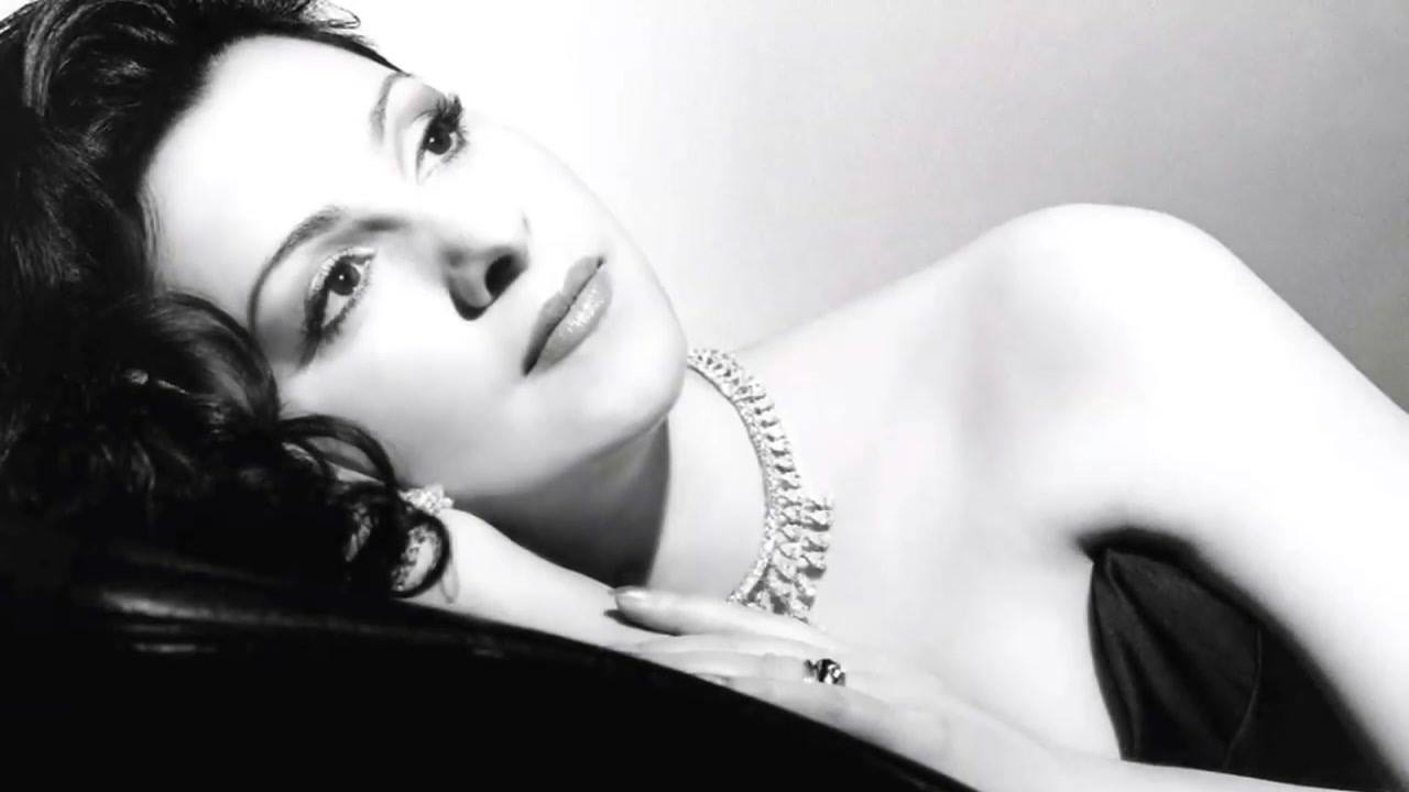 Soprana Angela Gheorghiu, reacție dură: ”Nu datorez nimic României, nu am fost susținută de acest stat niciodată în cariera mea. Fiecare este liber să asculte pe cine dorește” Ce a supărat-o pe celebra soprană