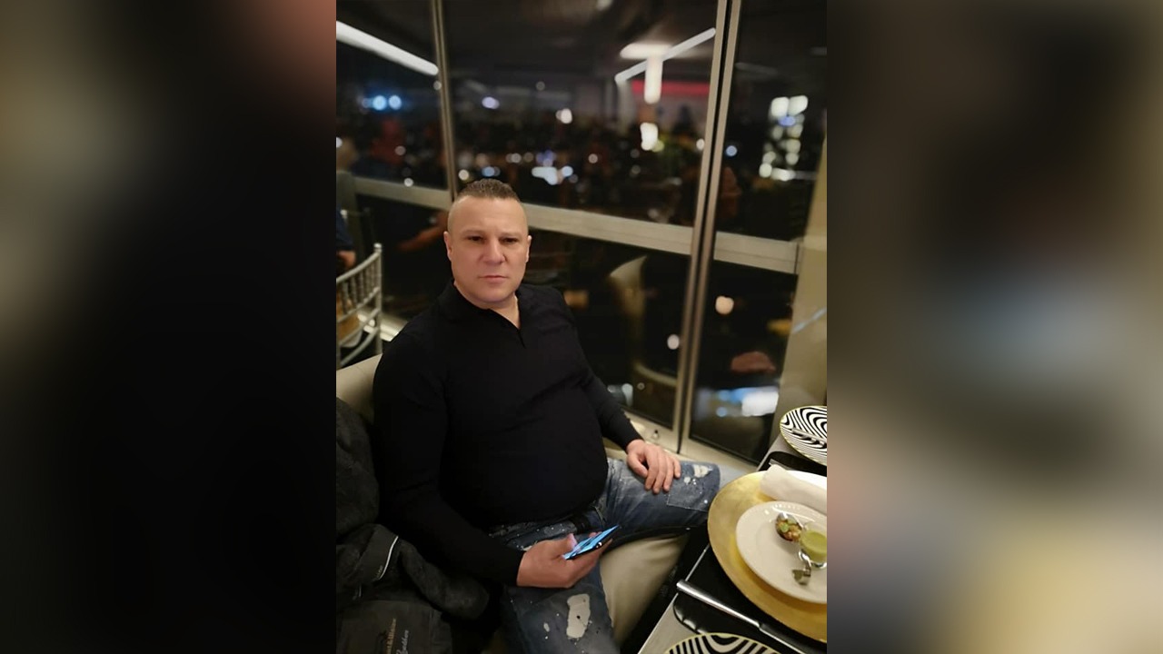 Lider interlop din București, arestat după ce a jefuit un traficant de droguri. Victima primise din străinătate un colet cu cocaină
