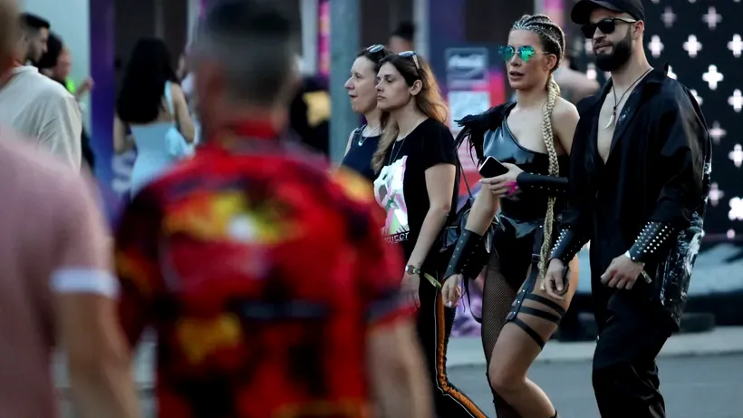 Consumatorii de droguri, învățați cum să scape de Poliție, la festivalurile de muzică electronică. Autoritățile pregătesc măsuri fără precedent