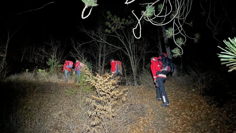 Un turist abandonat de prieteni pe munte și-a scris pe picior CNP-ul și numele, convins că va muri. Bărbatul a fost găsit de salvamontiști