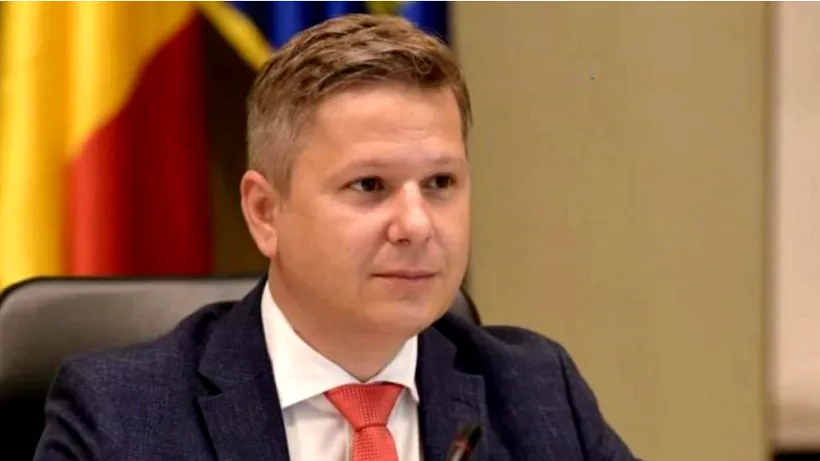 S-a rupt lanțul de iubire dintre Nicușor Dan și Claudiu Crețu-Sârbu!