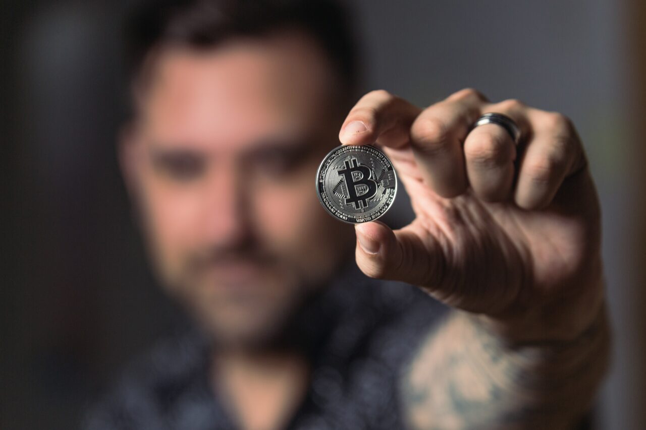 De ce sunt platformele crypto atat de populare?