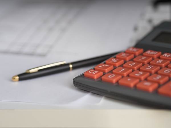 România nu va putea evita recesiunea. Estimările sumbre ale analiștilor
