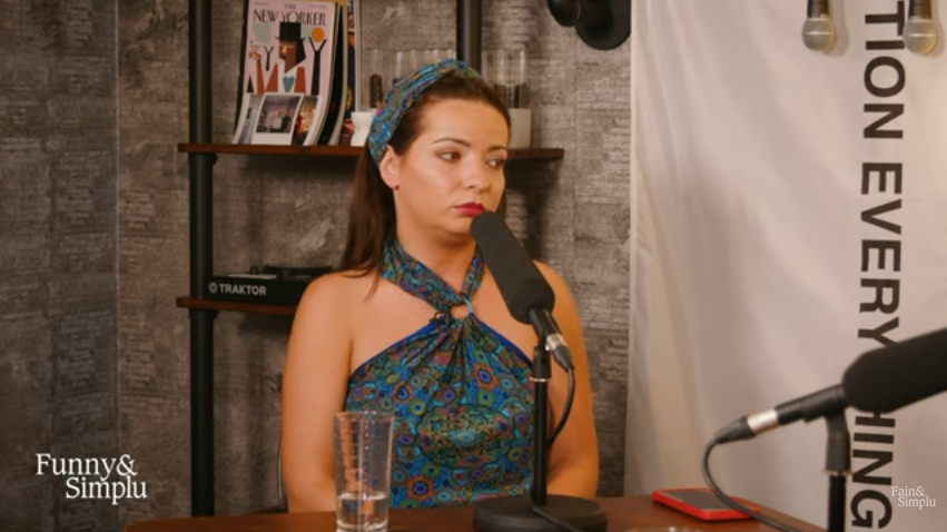 Actrița Anca Dinicu a vorbit despre cel mai dureros moment din viața sa, la podcastul lui Mihai Morar – „Funny & Simplu”: „Atunci când tata s-a îmbolnăvit… era prima mea zi de școală. Mama a stat 7 ani prin spitale, cu el”