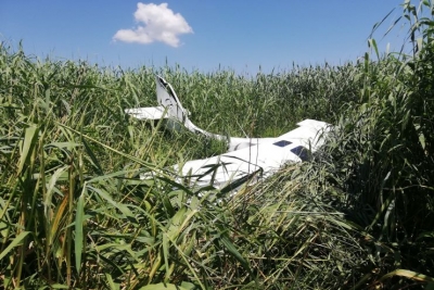 Un avion de mici dimensiuni s-a prăbușit în județul Suceava, lângă granița cu Ucraina. Doi bărbați au murit