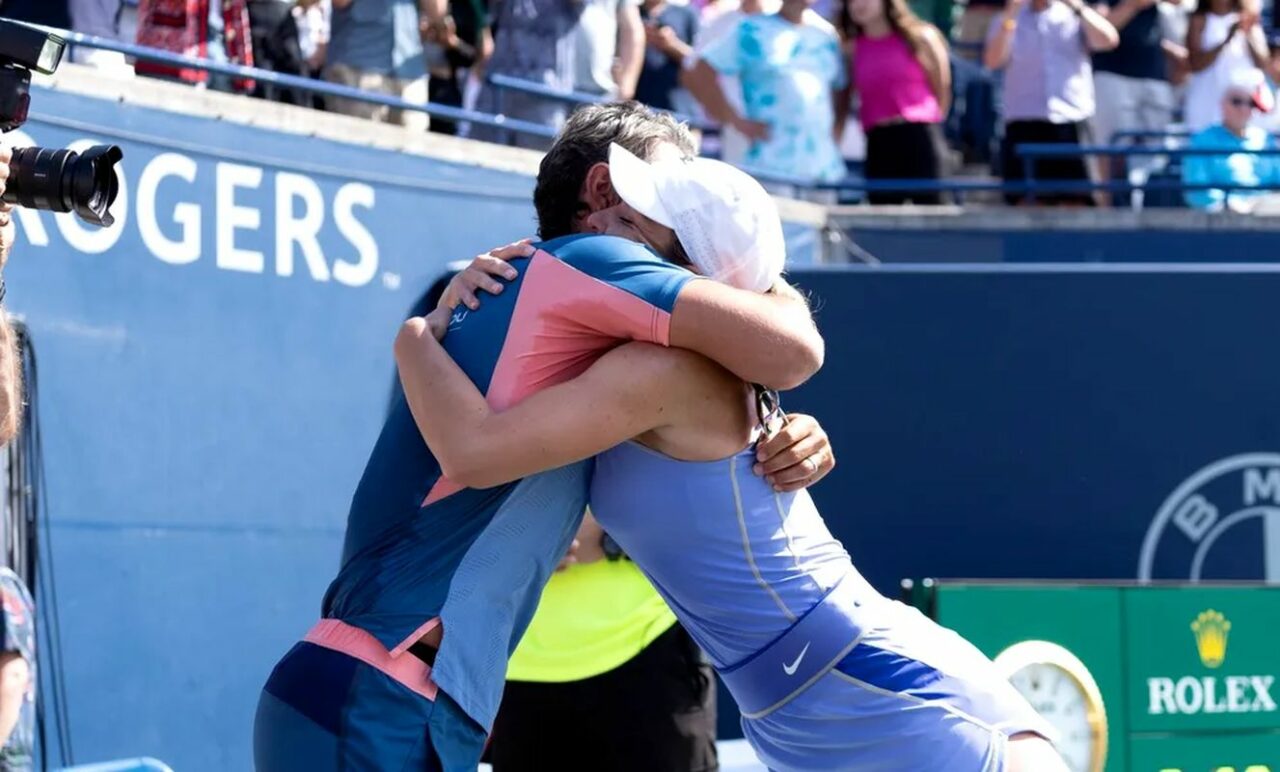 Ce a spus Simona Halep despre Patrick Mouratoglou și ce gest a făcut antrenorul! „Ți se datorează”. Totul a venit după triumful de la Toronto! VIDEO