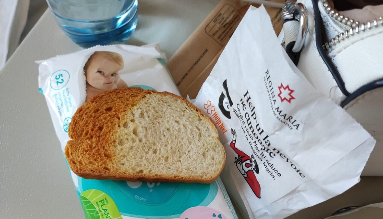 Ce a primit de mâncare, la micul-dejun, o fetiță internată în Spitalul Județean Constanța. Bulversată, mama ei a făcut o poză