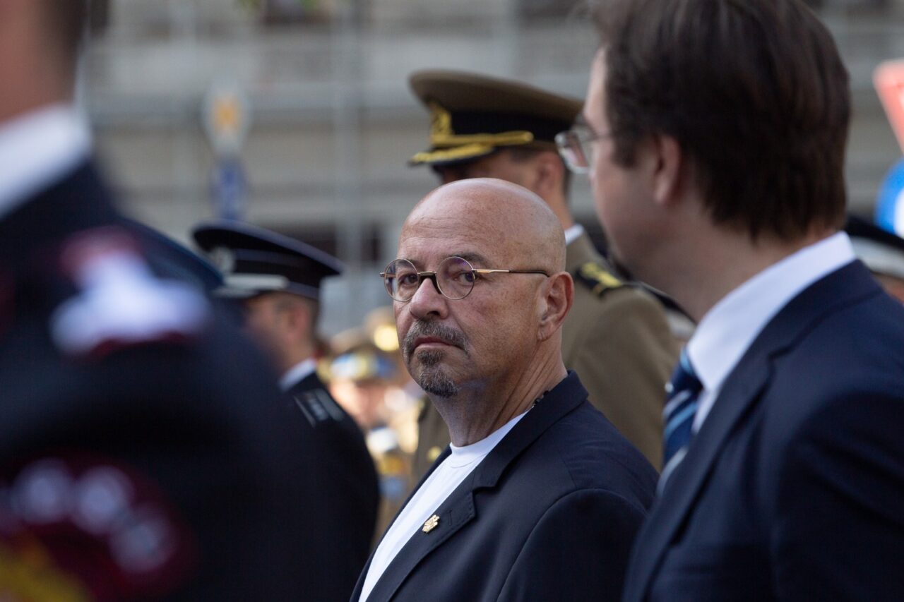 Fotografii inedite cu Cristian Popescu Piedone din arhiva personală. Mesajul transmis din închisoare de fostul primar al Sectorului 5 către susținătorii săi (GALERIE FOTO)