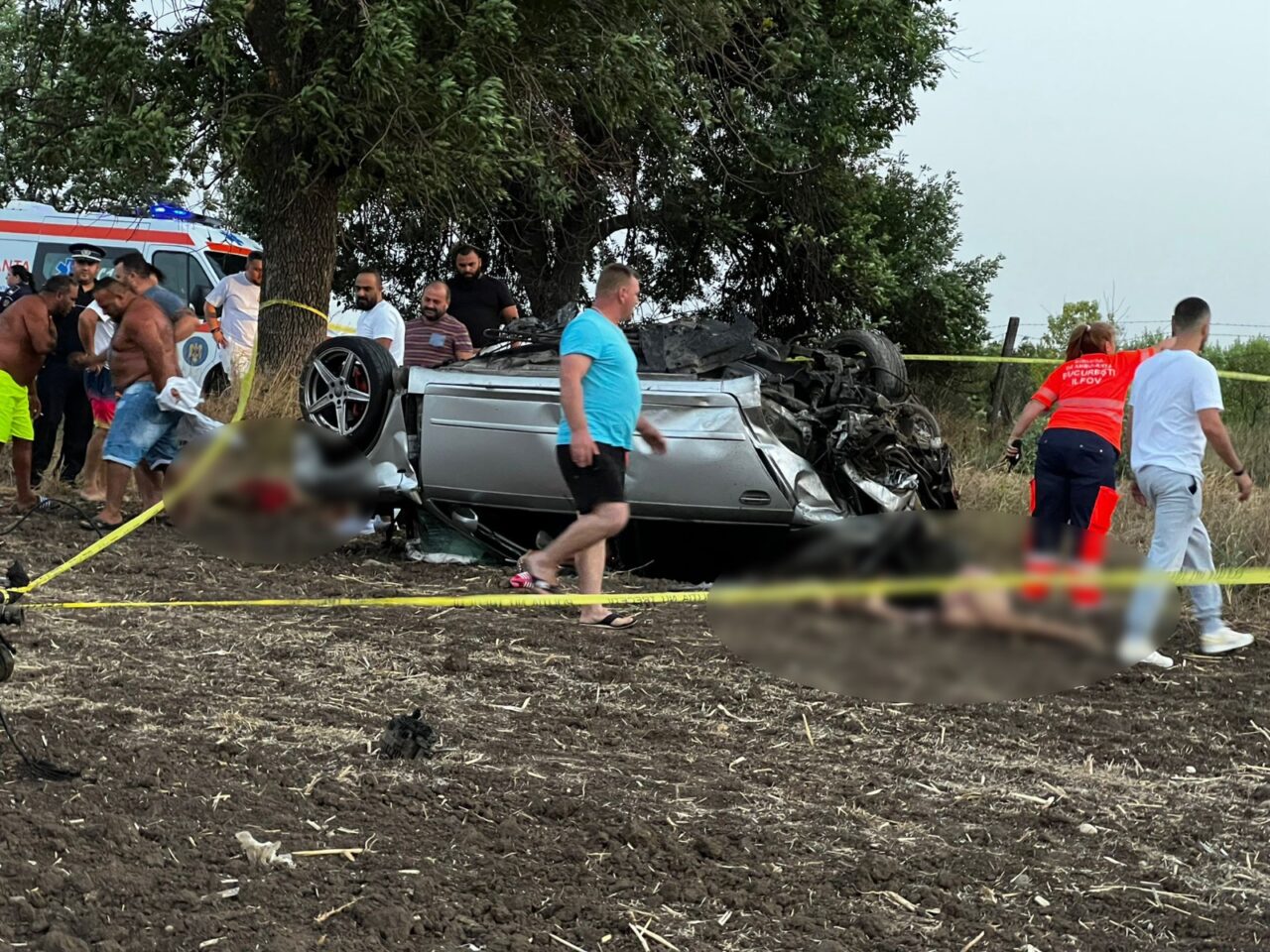 FOTO-VIDEO | Doi adulți și doi copii au murit într-un grav accident petrecut pe DN4, la Frumușani