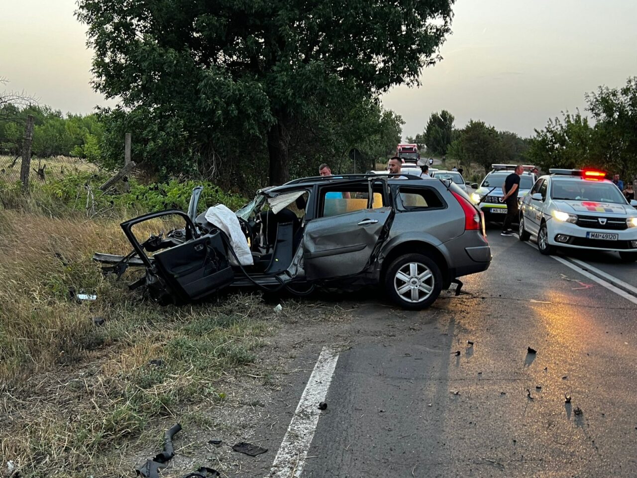 Noi detalii privind modul în care s-a produs accidentul cumplit de la Frumușani (GALERIE FOTO)