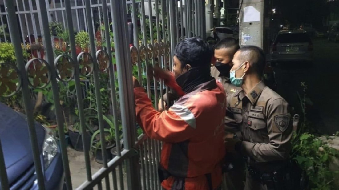 O femeie din Thailanda a rămas blocată în baie timp de trei zile și și-a scris testamentul pe pereți. Cum a supraviețuit