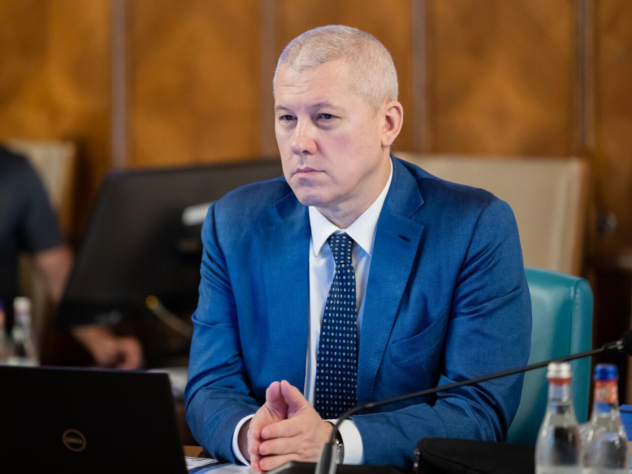 Controverse pe legile justiției în ședința de Guvern. Ministrul Cătălin Predoiu prezintă proiectul de act normativ colegilor din Executiv