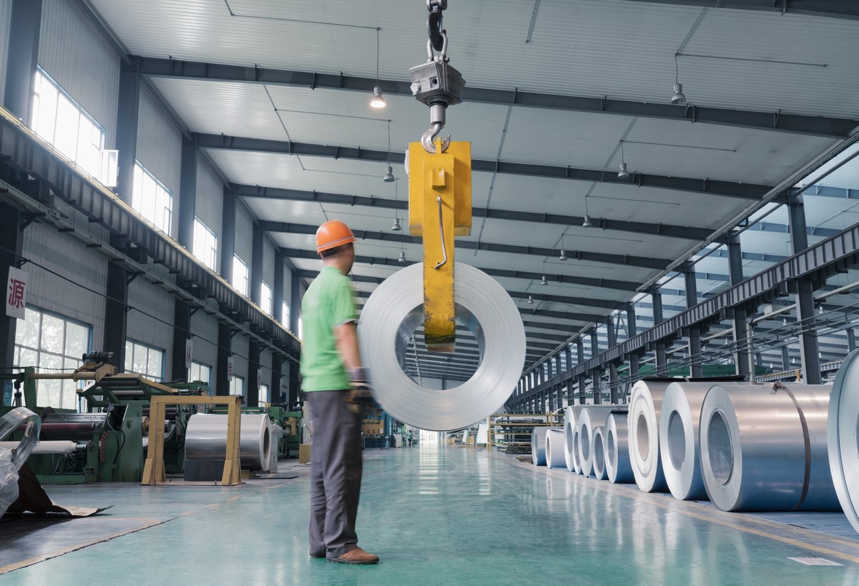 Cel mai mare val de căldură din ultimii 60 de ani din China obligă fabricile să-și întrerupă activitatea pentru a salva energie