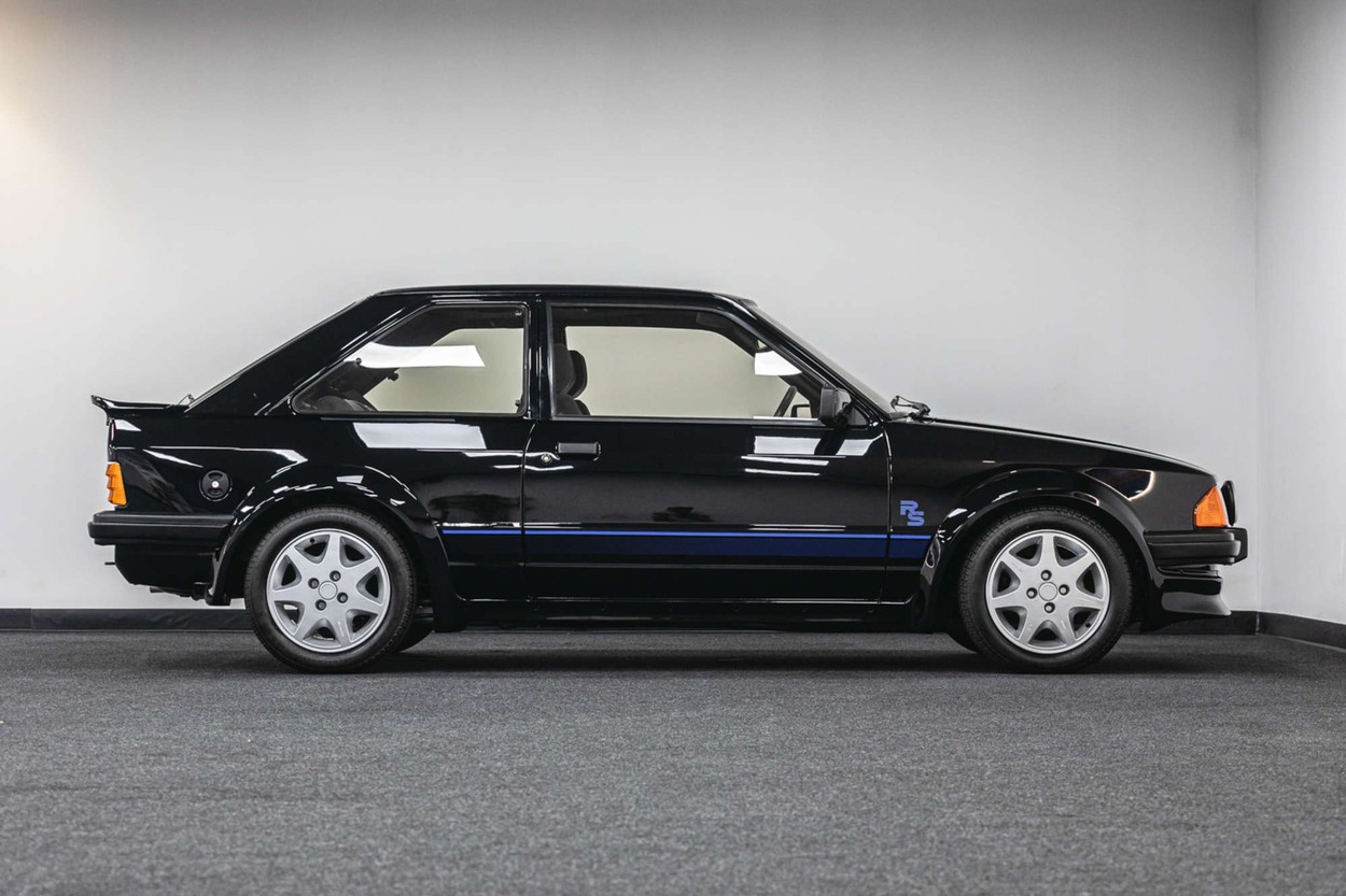 Autoturismul Ford Escort RS Turbo, condus de Prințesa Diana între 1985 și 1988, va fi scos la licitație