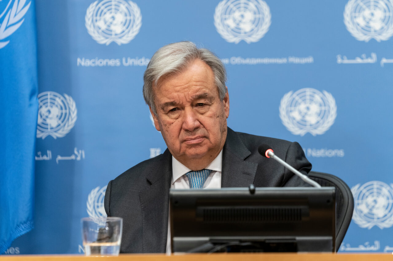 Secretarul general al ONU: Omenirea se află la un singur pas greșit de anihilarea nucleară