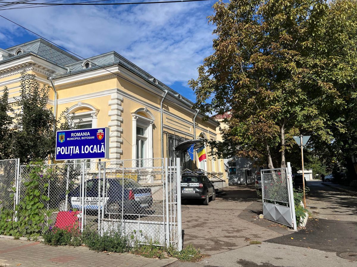 Nici măcar locurile de muncă la buget nu îi mai interesează pe tineri! 18 candidați s-au făcut de râs la un concurs pentru polițiști locali. „Au lăsat foaia goală, dar au mestecat gumă”
