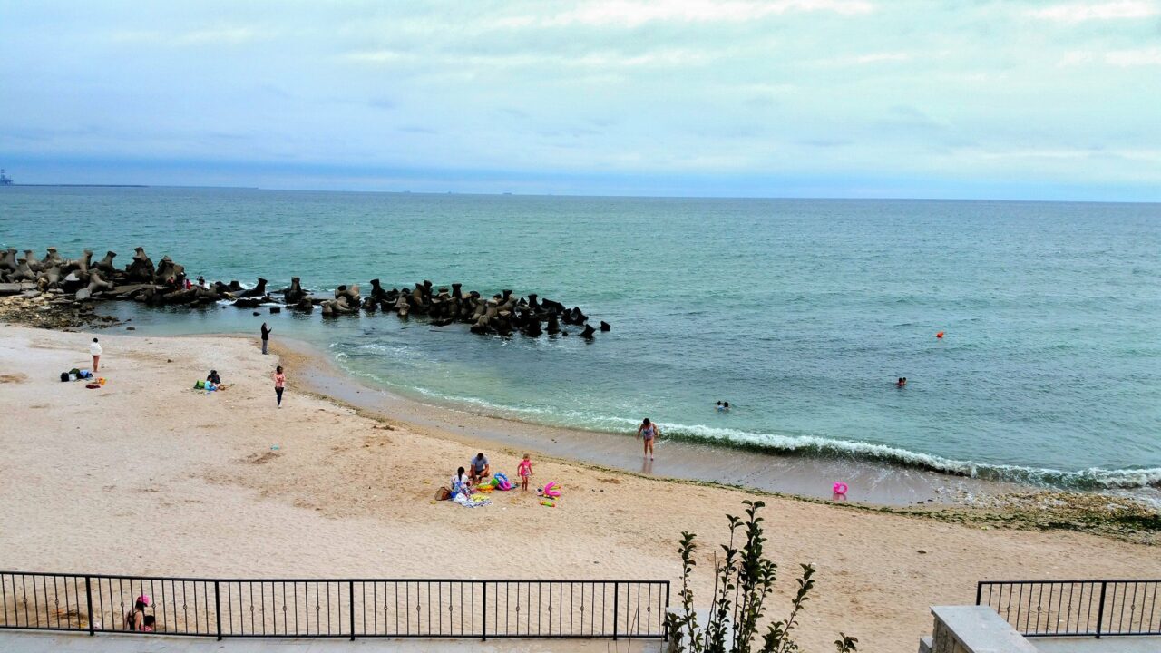 Surpriză pentru turiști! Plaja din Eforie Sud, modificată radical. ”În 12 săptămâni ar trebui să terminăm lucrarea”