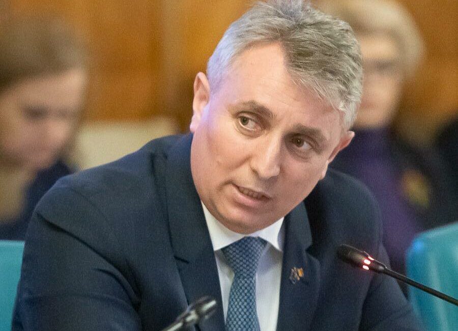 Proteste și negocieri în cadrul MAI, condus de Lucian Bode. Angajații se pregătesc de grevă din cauza contractului colectiv de muncă
