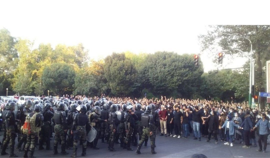 Poliţia moravurilor din Iran a fost desființată la două luni de la moartea tinerei Mahsa Amini. Incidentul a declanșat cele mai ample proteste din ultimii ani în statul islamic