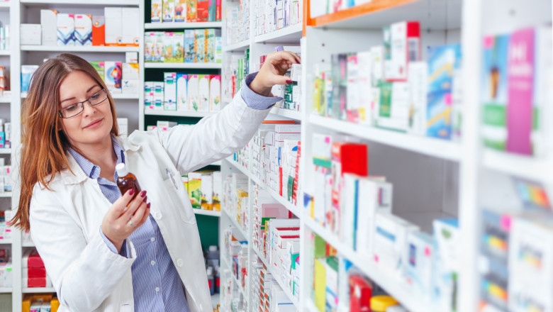 Ce salariu au ajuns sa aibă farmacistele de la Catena și Sensiblu. Câț câștigă lunar, de fapt