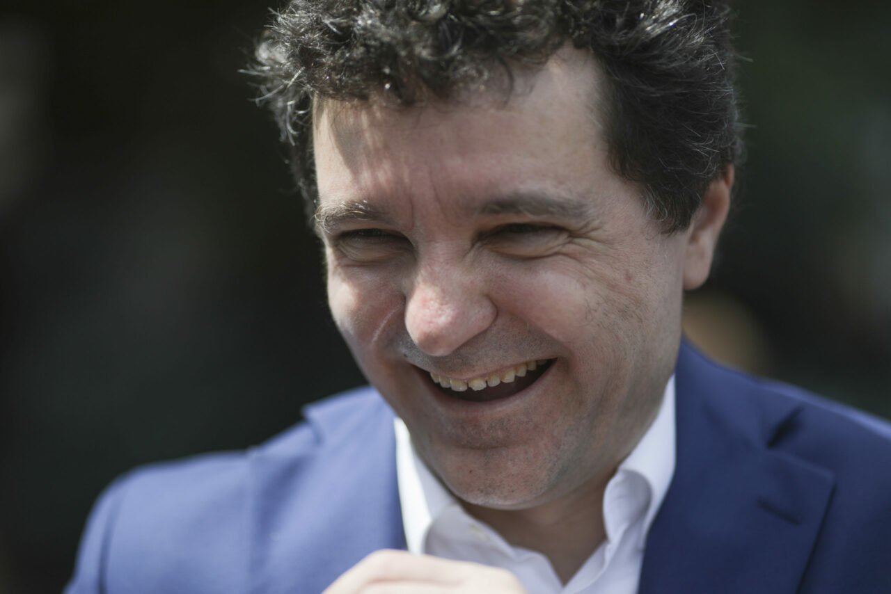 Nicușor Dan revine asupra afirmației cu bebelușul care trebuie ținut în frig. Primarul Capitalei îi pregătește pe bucureșteni de venirea iernii