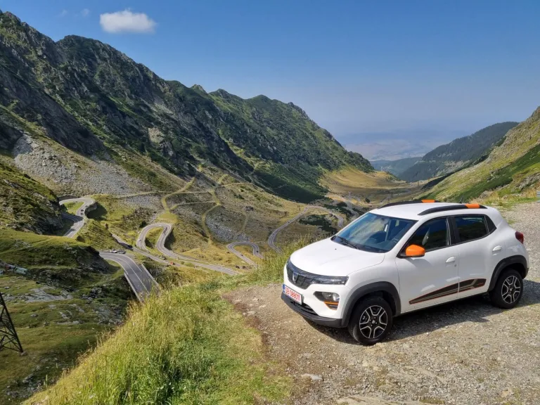 Prețul exorbitant la care se vinde o baterie Dacia Spring la mâna a doua pe platformele de comerț online