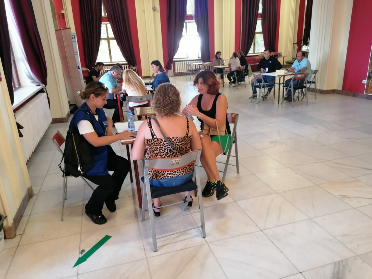 Târg de joburi pentru ucrainenii stabiliți la Iași: se caută IT-iști, dar și bucătari sau cameriste