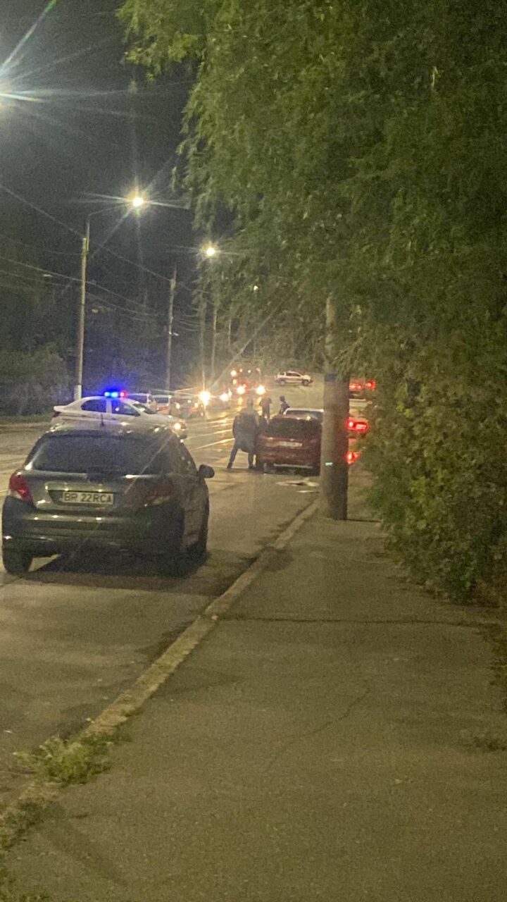 O adolescentă, fără carnet și sub influența drogurilor, a provocat un accident în care fratele ei și-a pierdut viața. Ce au descoperit polițiștii