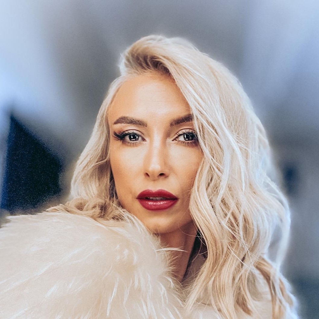 VIDEO | Andreea Bălan a vrut să cumpere un apartament în complexul Planorama, dar s-a ales cu o pagubă de 90.000 de euro. Putea să fie vecină cu Elisabeta Lipă, care e proprietara unei garsoniere după mari presiuni asupra dezvoltatorului