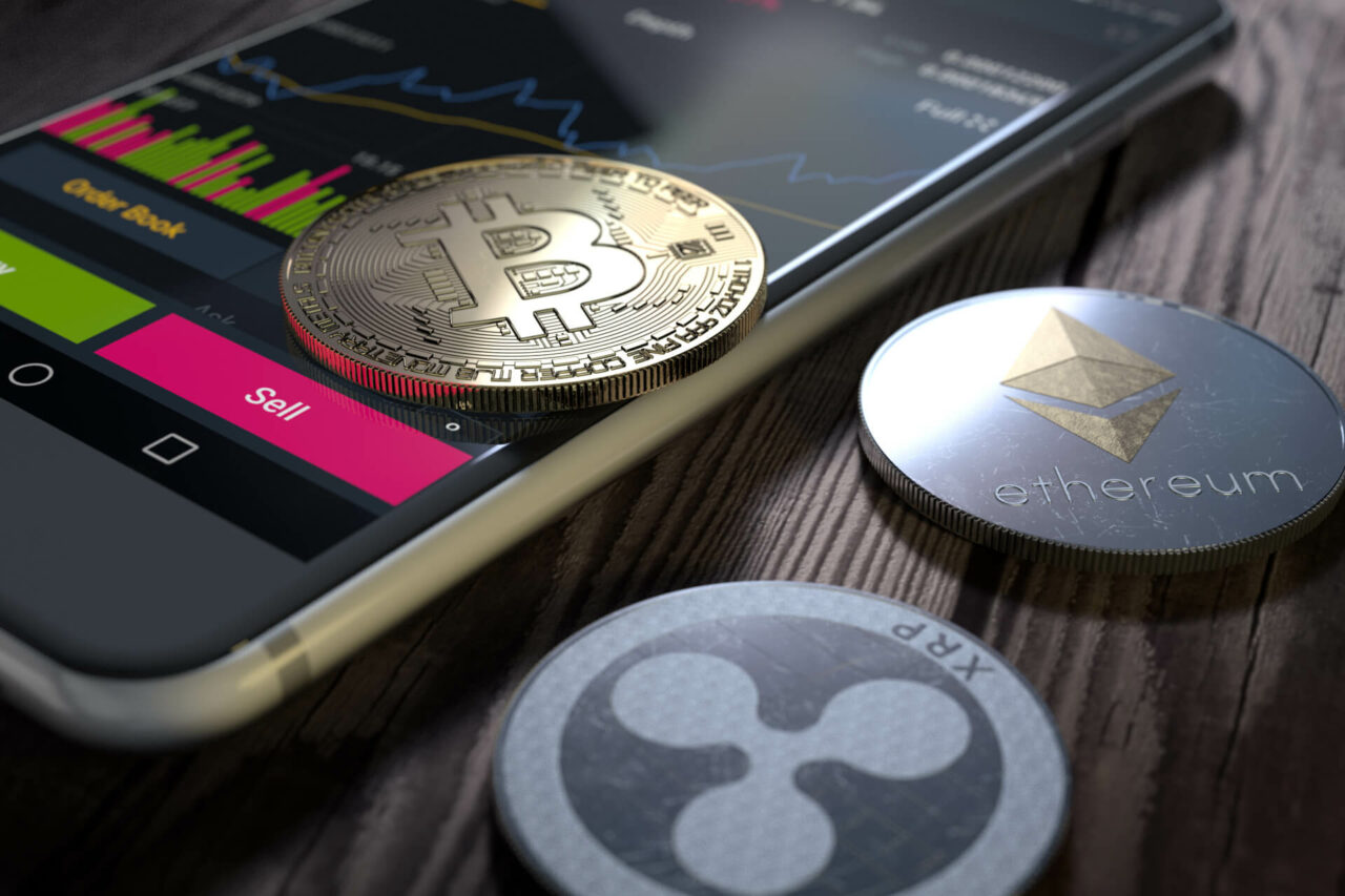 Câți români dețin criptomonede în 2022?