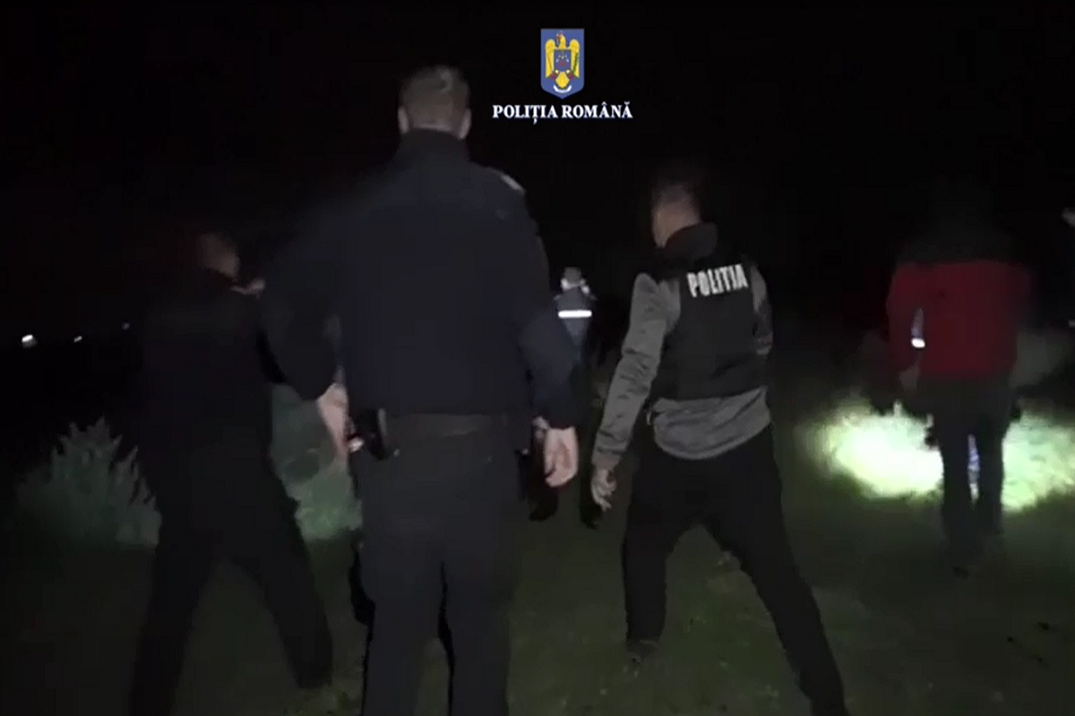 VIDEO | Copil de 4 ani înecat în piscina din curtea casei. Distrusă de durere, mama s-a sinucis