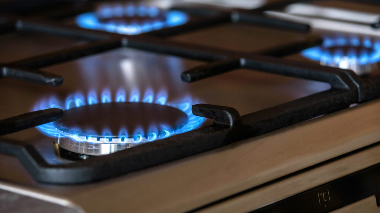 Dezvăluiri: Comisia Europeană nu va plafona prețul gazelor rusești! The Guardian arată ce plan are von der Leyen