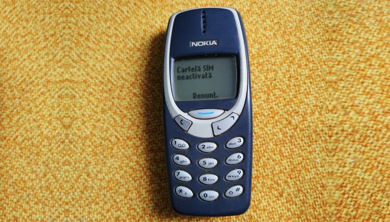 Ai cumva acasă un telefon vechi Nokia 3310? Cu câți lei se vinde acum, în septembrie 2022