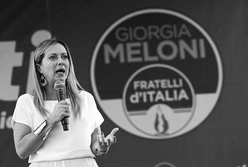 Giorgia Meloni îi îndeamnă pe spanioli să voteze și ei extrema dreaptă