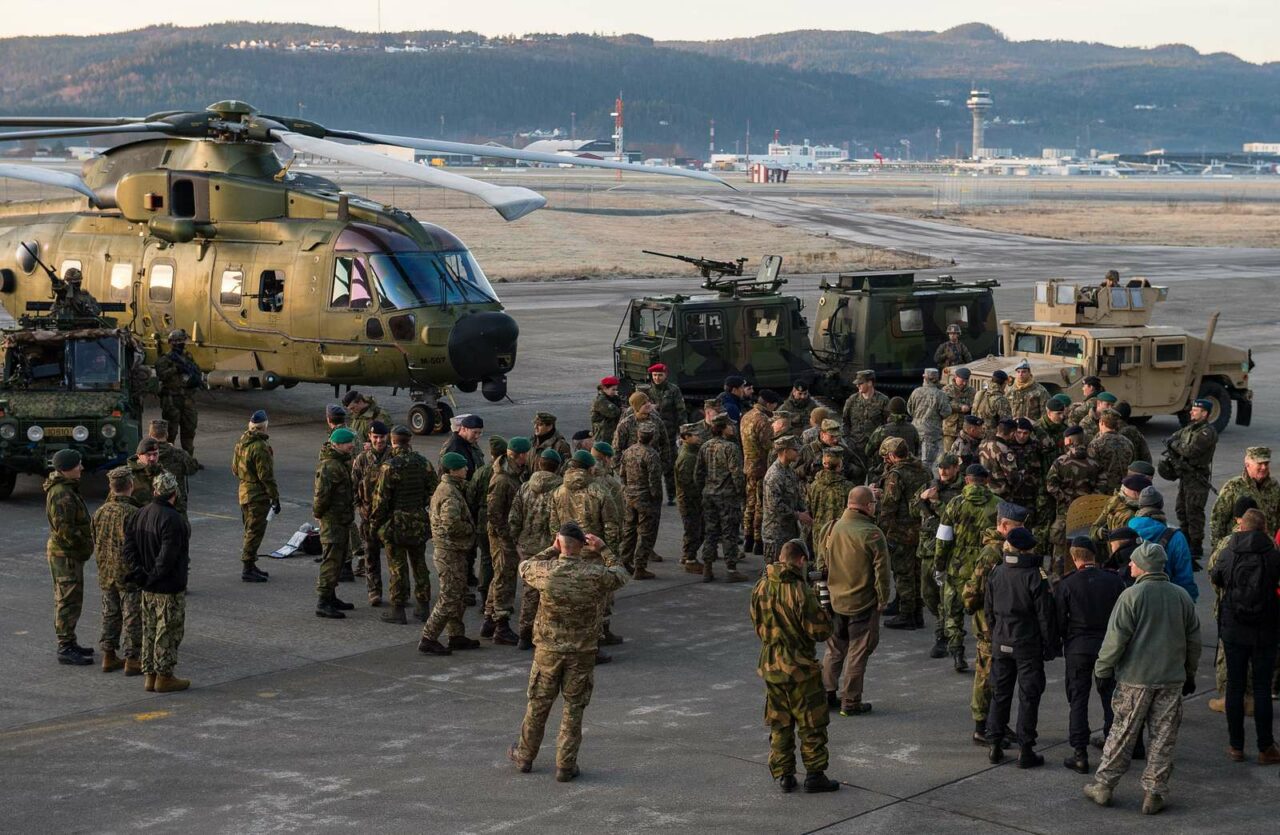 NATO îi taie din elan lui Putin. Stoltenberg: „Ucraina are dreptul să recupereze cu forţa teritoriile ocupate de Rusia și noi o vom sprijini”