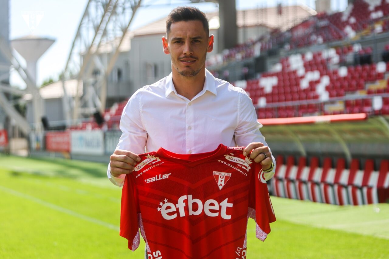 Ultima zi de mercato în Superliga | Ce jucători s-au transferat la formațiile din Liga 1? Cea mai interesantă mutare: fostul dinamovist Paul Anton vine din Segunda Division la UT Arad!