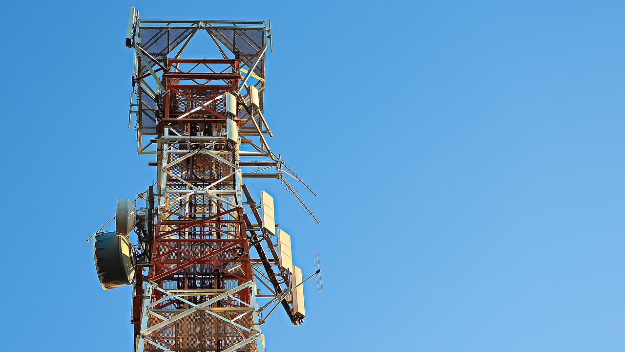 Serviciile telecom, grav afectate de noile prevederi din domeniul Energiei (COMUNICAT DE PRESĂ)