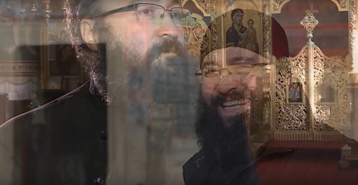 Stenograme uluitoare | Părintele Visarion Alexa, către enoriașa care îl acuză de agresiune: „Te deranjează că te-am atins? (…)”