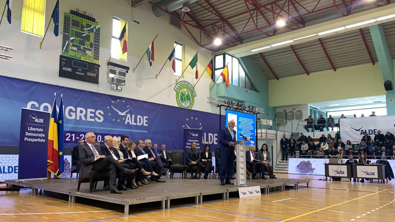 ALDE, proiect politic de anvergură fondat pe relaţia dintre libertate, democraţie şi prosperitate: ”Pentru a izbândi prin noi înșine, trebuie – întâi de toate – să fim noi înșine!” (DOCUMENT)