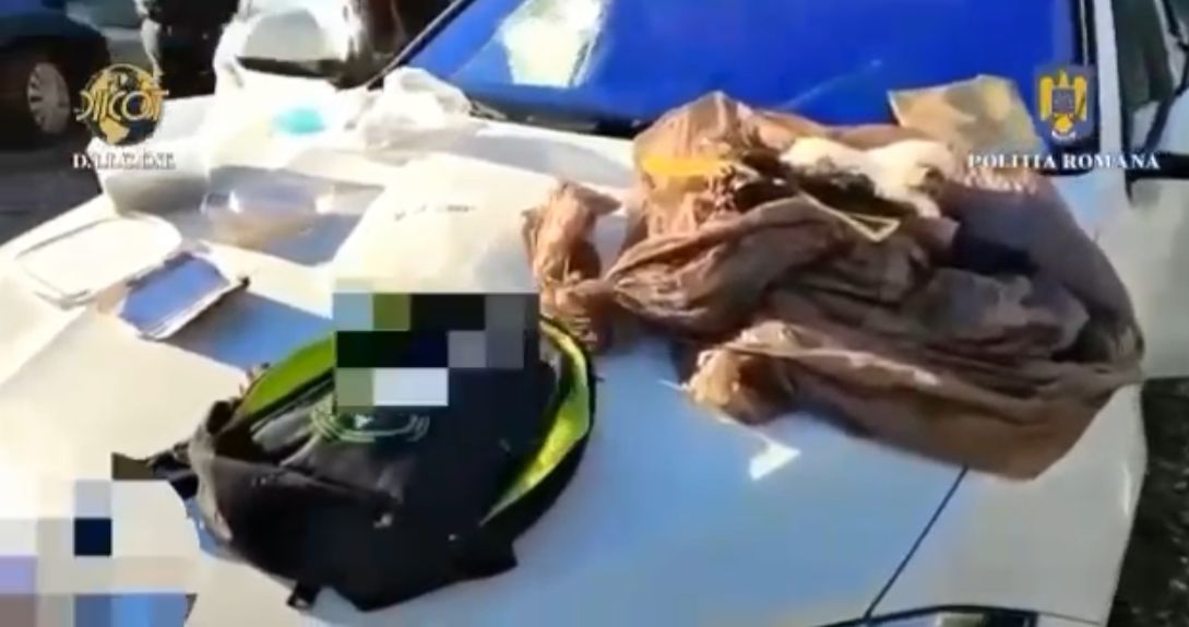 VIDEO | Percheziții în Pitești și Bascov! Un bărbat a fost arestat pentru pornografie infantilă și trafic de droguri