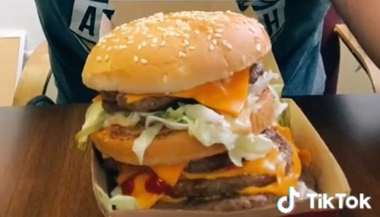 De necrezut! Ce „comandă personalizată” a făcut un client într-un restaurant McDonald’s