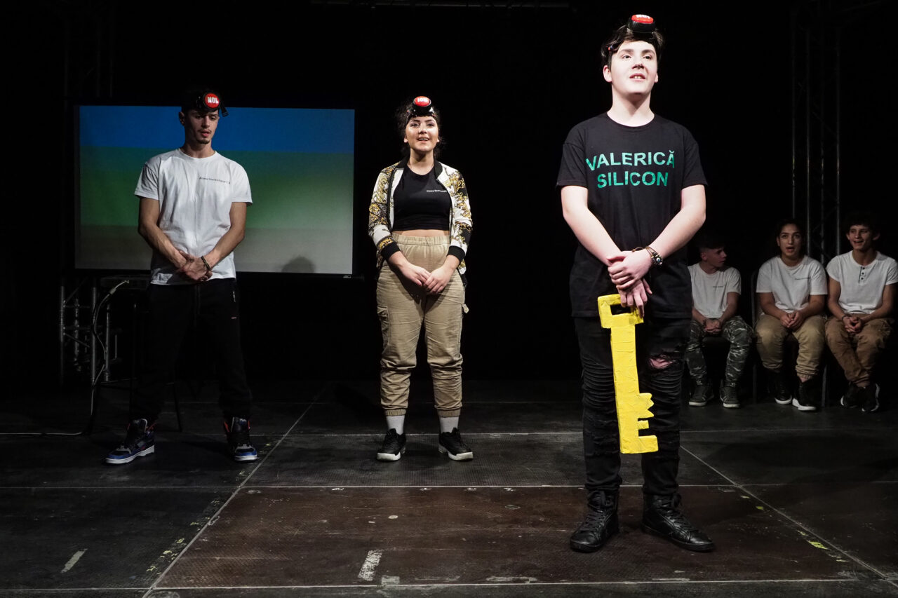 Caleido: despre diversitatea culturală în cinci producții de teatru, între 11 – 14 noiembrie la unteatru