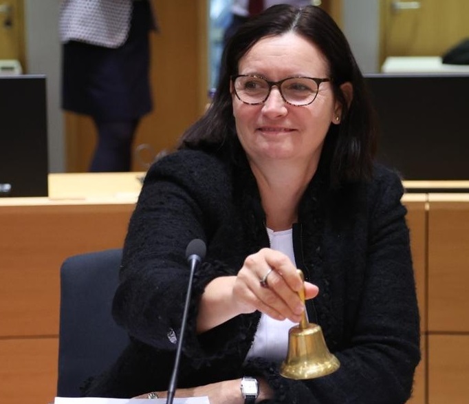 UE a votat pentru al optulea pachet de sancțiuni împotriva Rusiei. Ce conține „lista neagră”