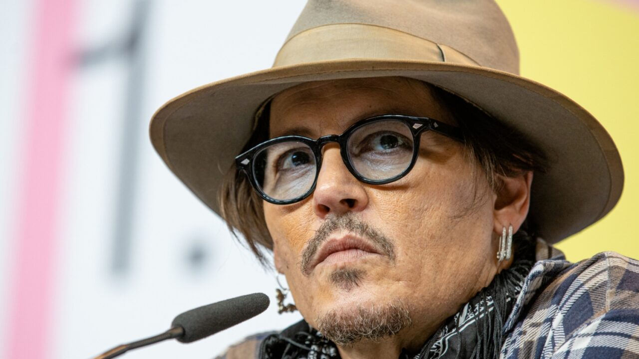Johnny Depp, așa cum nu l-ai mai văzut niciodată. „Evident, nu e el!” – FOTO&VIDEO