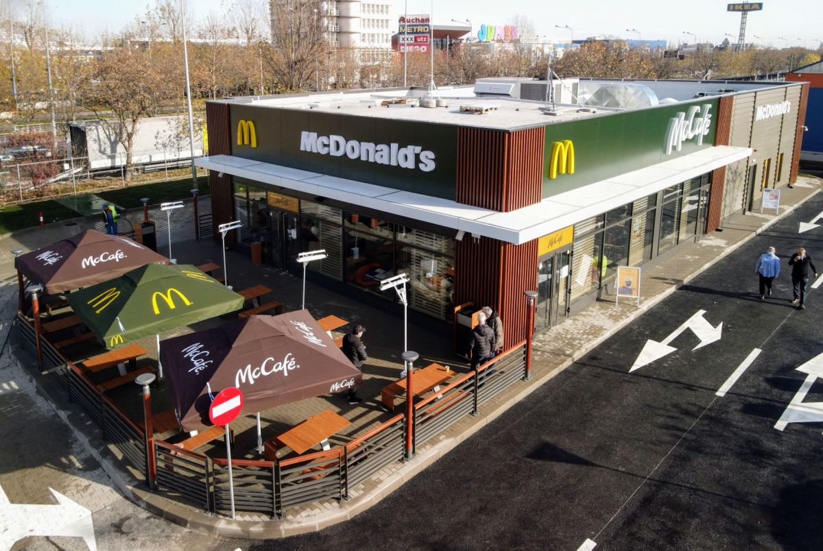 Marea Resetare sau Marea Demisie? Un australian a renunțat la o slujbă de 100.000 de dolari pentru a lucra la McDonald’s!
