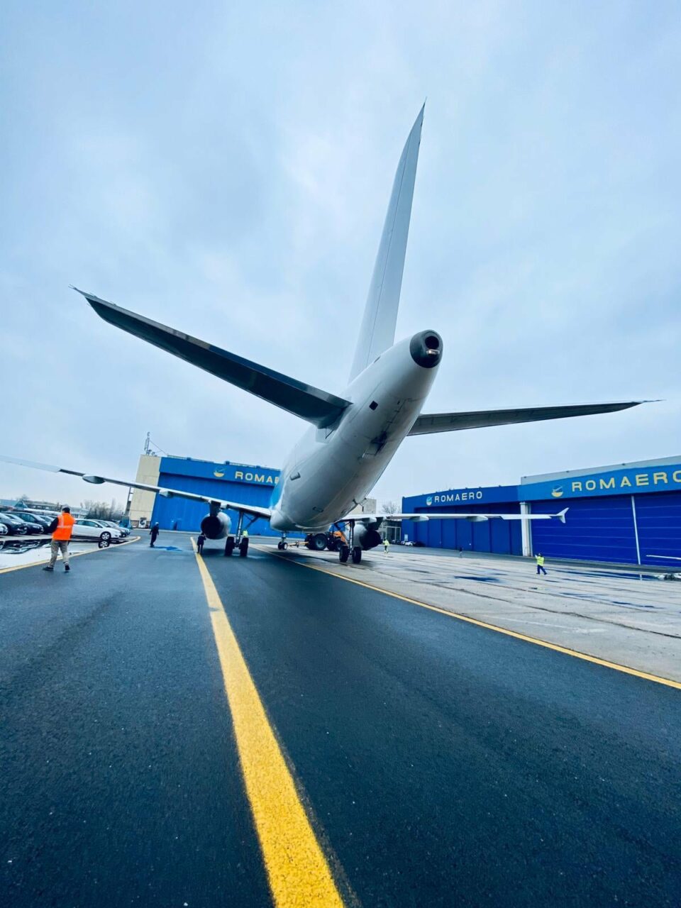Romaero este obligată de instanță să îi plătească aproape 17 milioane de dolari unui om de afaceri pentru un contract de acum aproape 17 ani