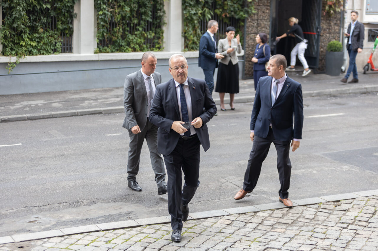EXCLUSIV | Ce însemnă „imposibilitatea colaborării cu președintele României”, motivul demisiei invocat de Vasile Dîncu? Răspunsul lui Radu Oprea, purtător de cuvânt al PSD