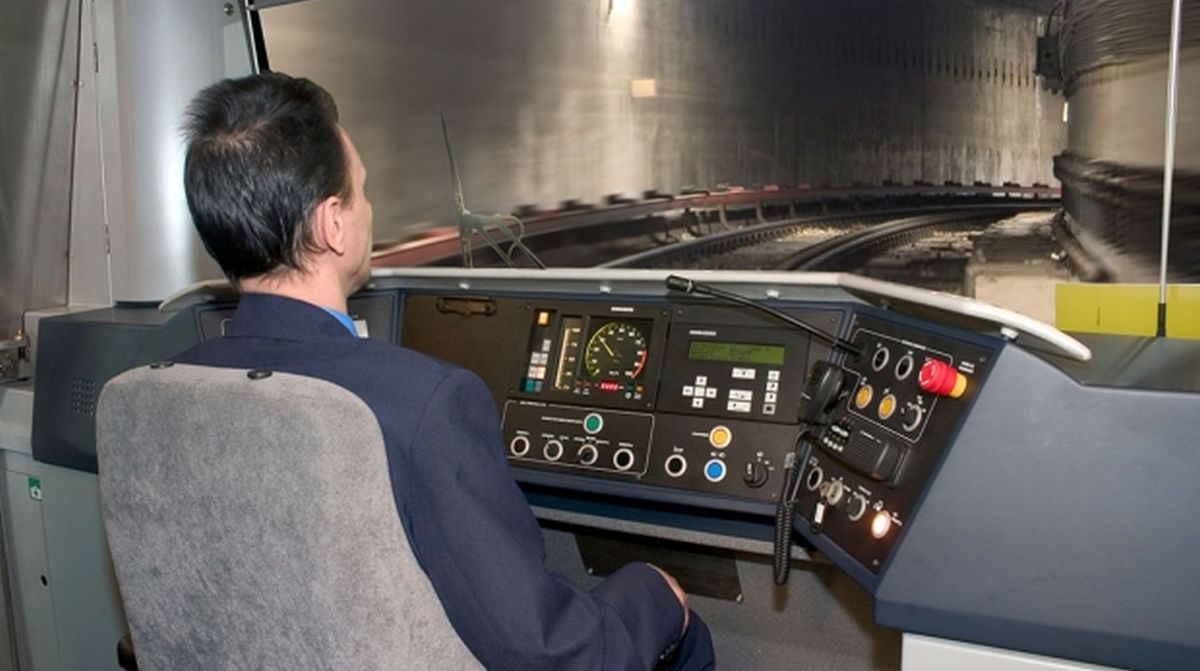 N-ai fi zis! Câți lei primește salariu un conductor Metrorex. Cât câștigă lunar